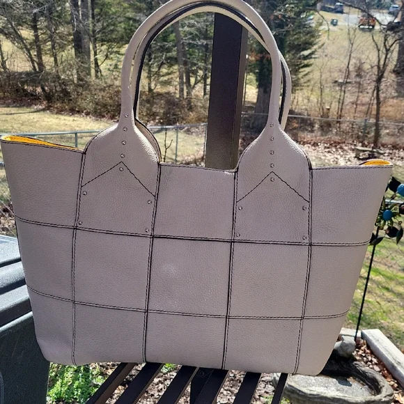 orYANY Yellow and Blue Geometric Shoulder Bag - Picture 3 of 16